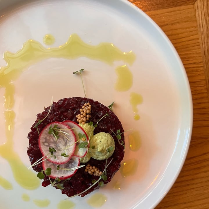 photo of Moment - Cafe & Bistro Beetroot Tartare shared by @cate111 on  10 Aug 2023 - review