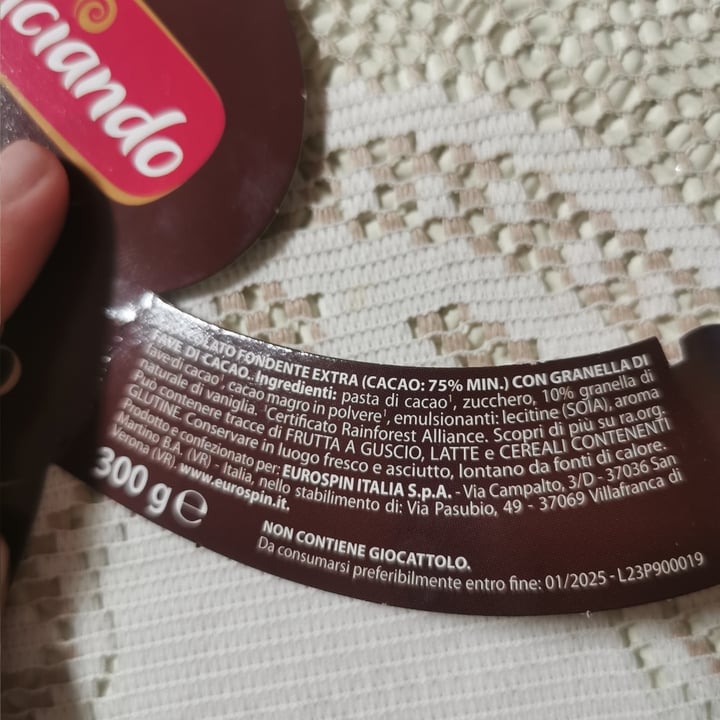 photo of Dolciando Cioccolato Fondente Extra 75% Con Fave Di Cacao In Granella shared by @pulcetta16 on  25 Feb 2023 - review