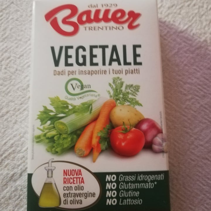 photo of Bauer Brodo vegetale - dadi shared by @giustemp on  18 Feb 2023 - review