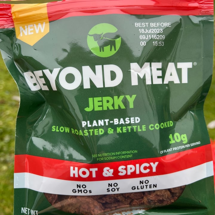 photo of Beyond Meat Jerky Hot & Spicy shared by @manelin on  02 Jan 2023 - review