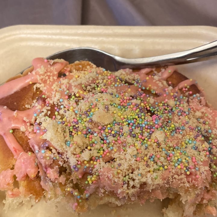 photo of SoJo's Donuts sugar cookie roll shared by @slanderson34me on  23 Dec 2022 - review