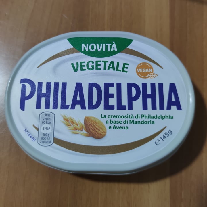 photo of Philadelphia Almond & Oat Based shared by @giorginaveg on  30 Jun 2023 - review