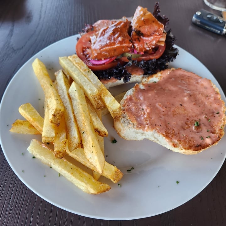 photo of Asher's Corner Cafe @ Ashers Farm Sanctuary The Unbelievable Burger shared by @mrskylaar on  21 May 2023 - review