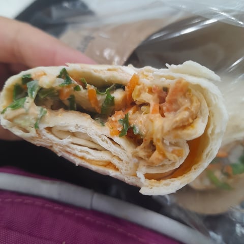 Monoprix Wrap Vegan Émincé Végétal Chou Blanc, Carotte sauce épicée ...