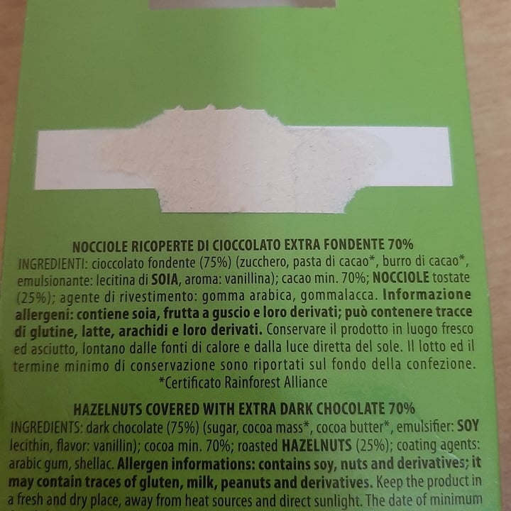 photo of Confetti crispo Nocciole ricoperte di finissimo Cioccolato Extra Fondente 70% shared by @revegiew on  12 Apr 2023 - review