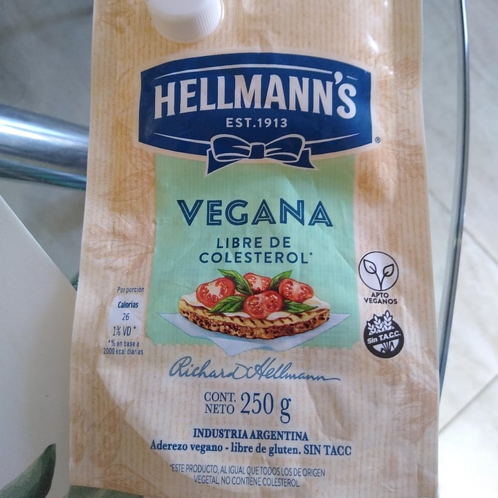 photo of Hellmann’s mayonesa vegana shared by @magaby on  08 Jun 2023 - review