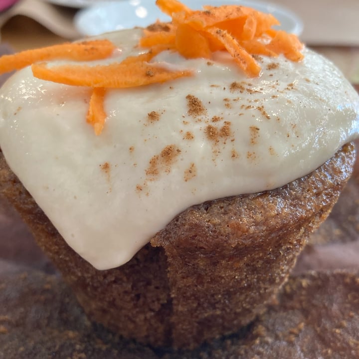 photo of Dolce Pizza y Los Veganos Carrot cake shared by @str3q on  28 Jul 2023 - review