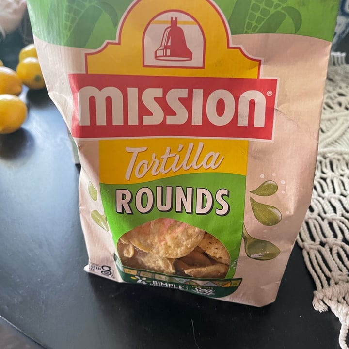 photo of Mission Foods tortilla rounds shared by @ae31 on  14 Apr 2023 - review