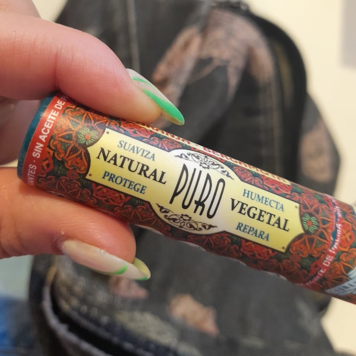 photo of PuroBIO Cosmetico Bálsamo labial shared by @jjulie on  24 Jan 2023 - review