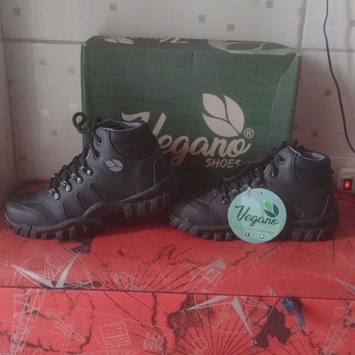 photo of Vegano Shoes Boot Jatobá Aconcágua Preta shared by @tartareli on  19 Jan 2023 - review