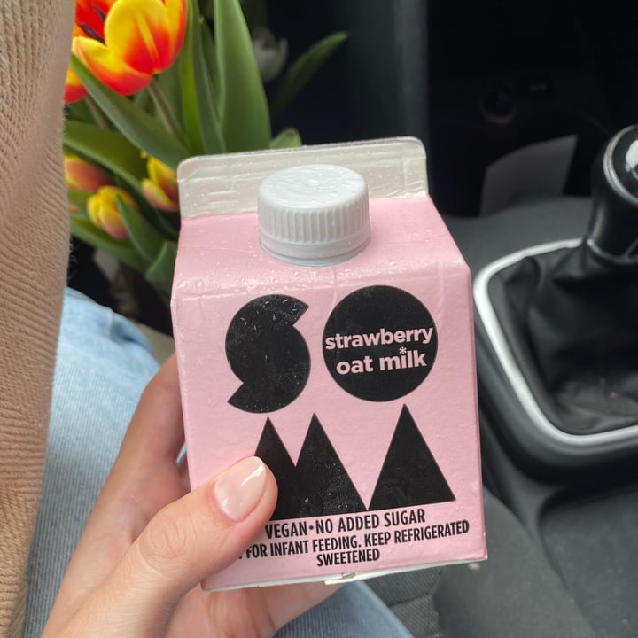 photo of SOMA Strawberry Oat Milk shared by @clarisenilene on  12 Apr 2023 - review