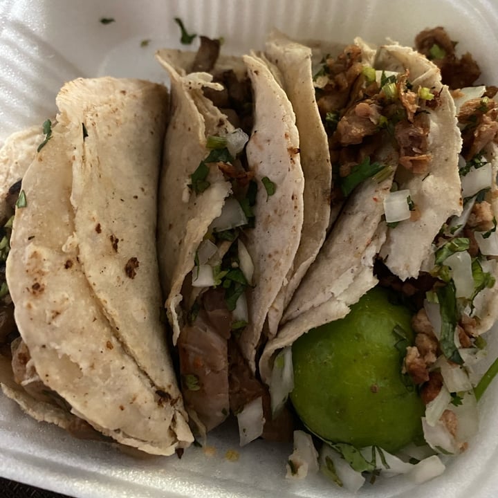 photo of La Cochera Vegana Tacos shared by @patrisse on  03 Mar 2023 - review