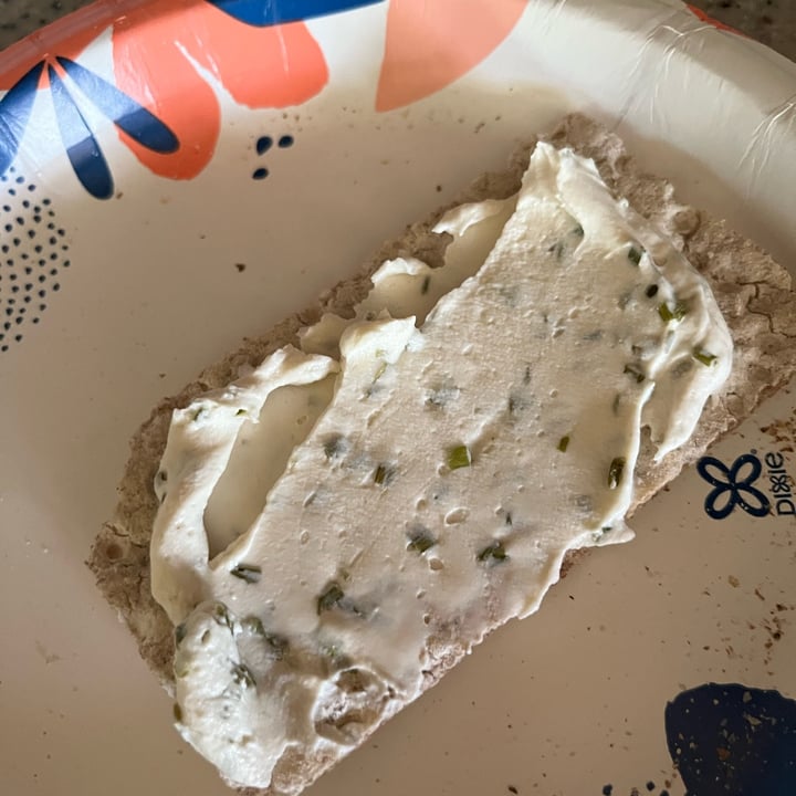 photo of Kite Hill Cream Cheese Alternative Chive shared by @tatanka05 on  22 Jul 2023 - review