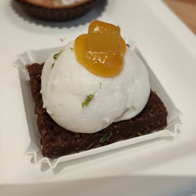 Photo of the dish “Monoporzione cocco e lime”