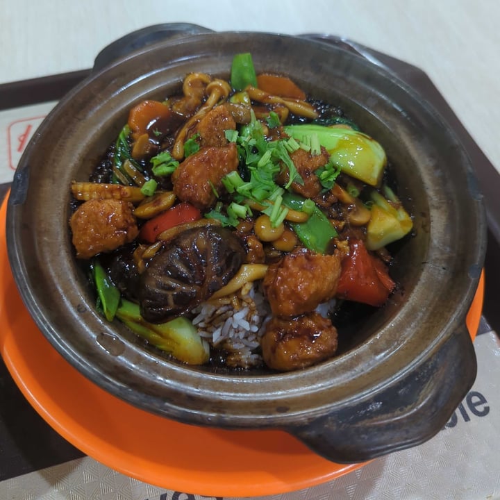 photo of Jin You Yuan - Healthy Vegetarian Signature Claypot Rice shared by @mandal on  27 Jan 2023 - review