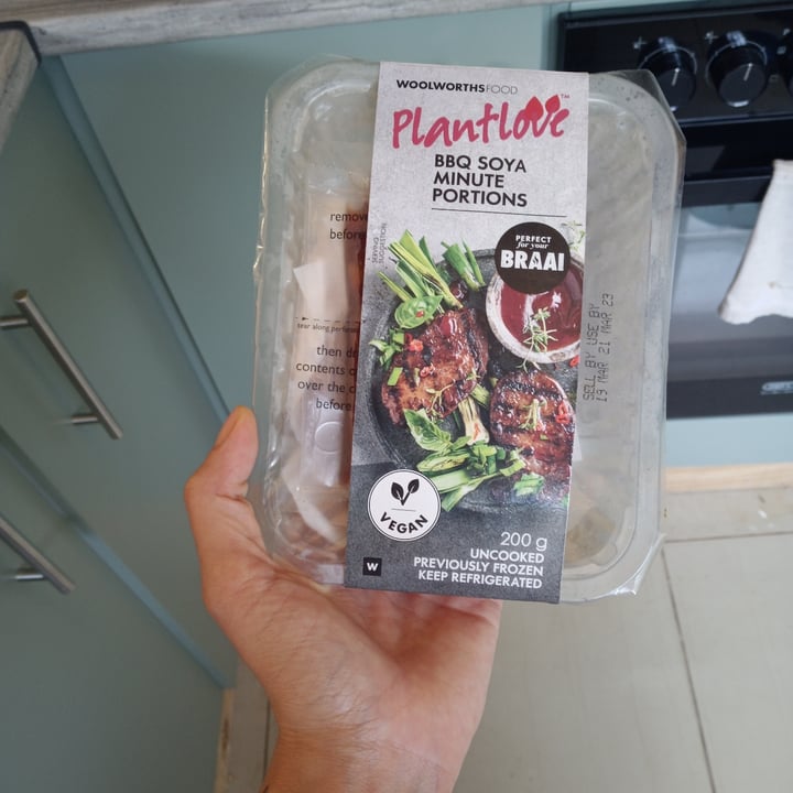 photo of Woolworths Food PlantLove BBQ Soya Minute Portions shared by @ez91 on  20 Mar 2023 - review