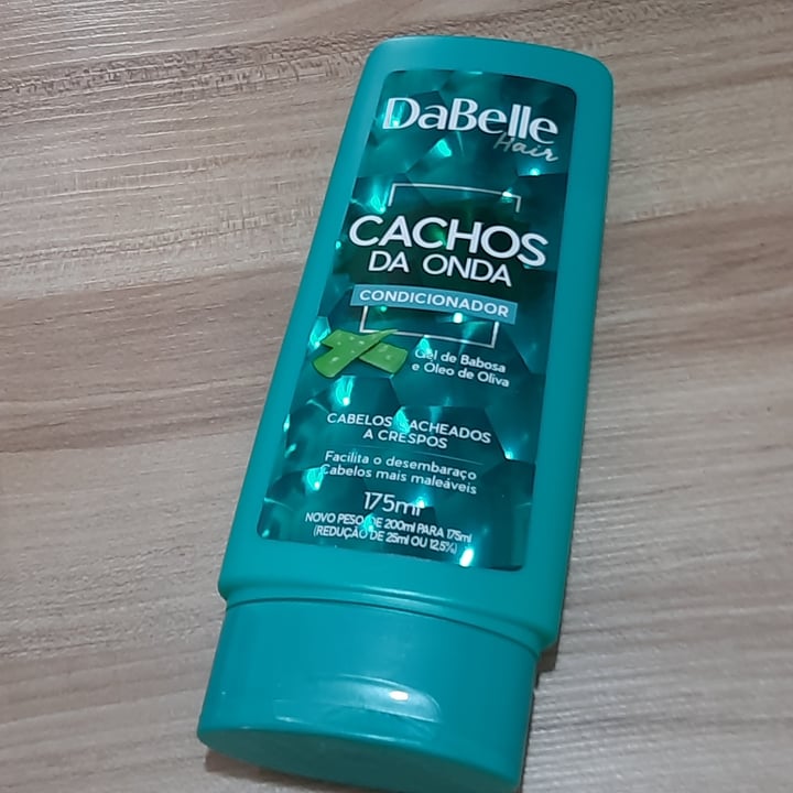 photo of Dabelle dabelle hair condicionador cachos da onda shared by @lucasbohen on  18 Jan 2023 - review