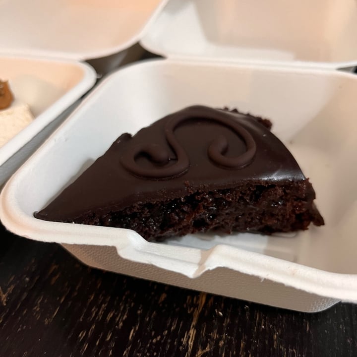 photo of Radagast Vegan Bakery Sachertorte shared by @franci31 on  29 Apr 2023 - review