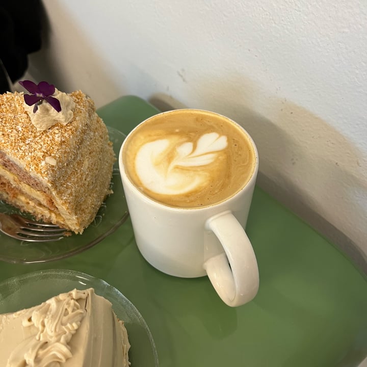 photo of SUKHA VEGANERIE Latte shared by @elianasoria on  29 Jul 2023 - review