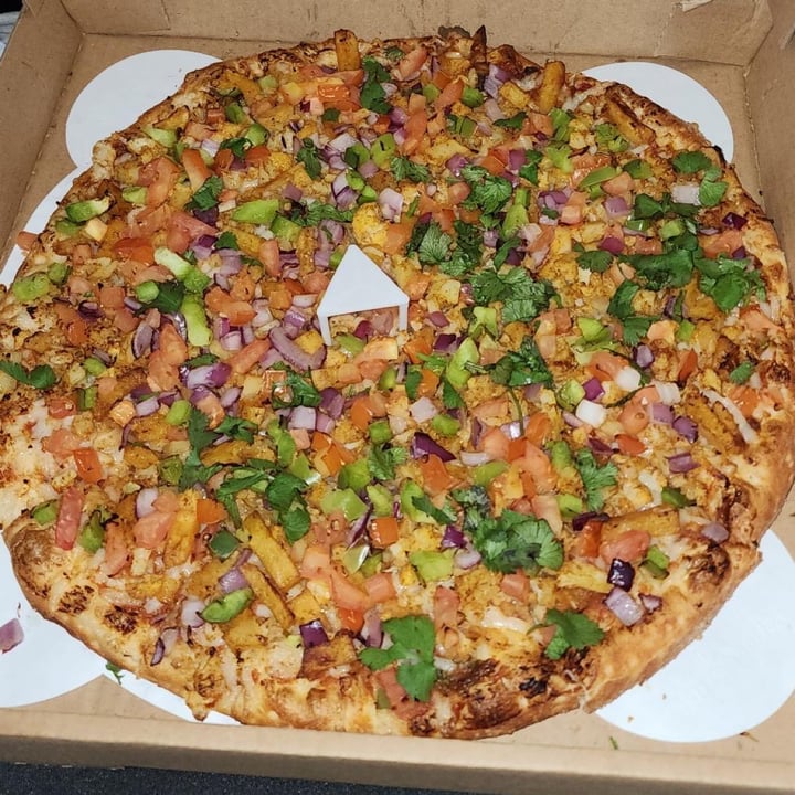 photo of Namaste Pizza Aloo Gobi Vegan Pizza shared by @kittyjones on  08 Feb 2023 - review