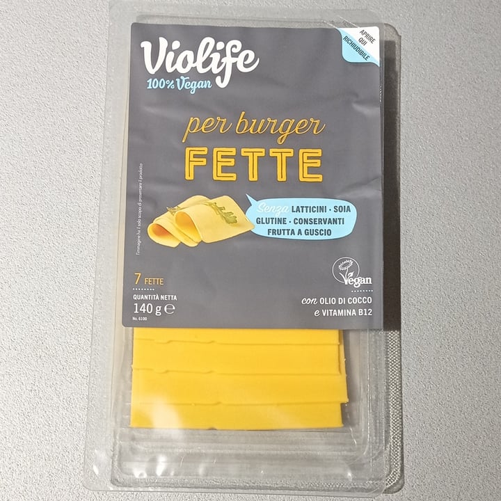 photo of Violife Fette per burger shared by @pastalforno on  01 Jan 2023 - review