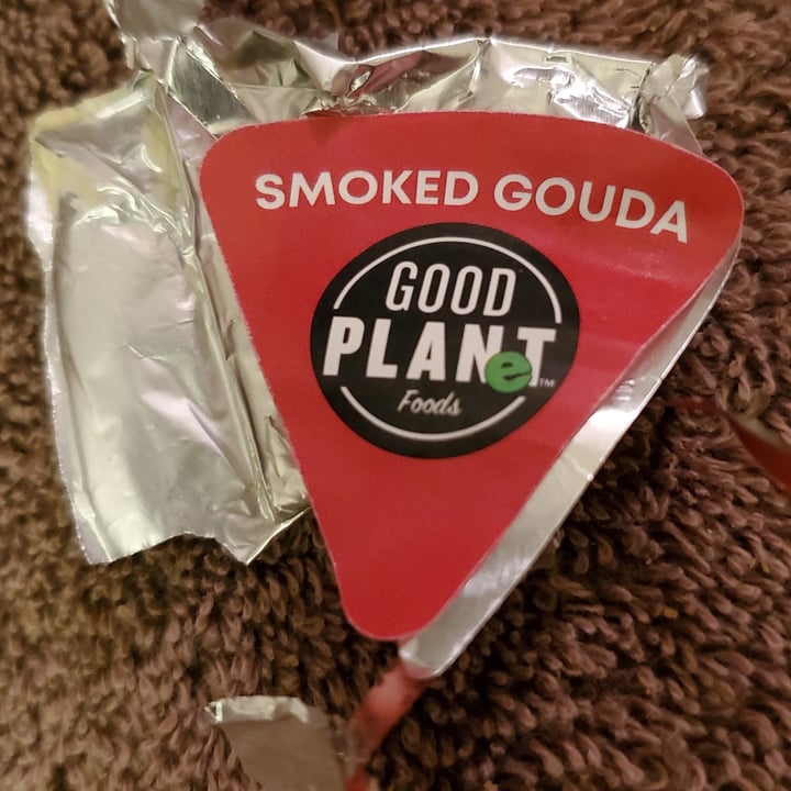 photo of Good Planet Foods smoked gouda shared by @raynadisco on  18 Feb 2023 - review