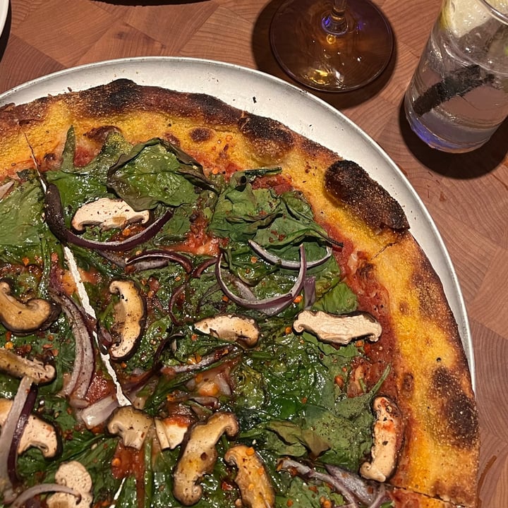 photo of Blue Label Pizza & Wine Veganized Umami Bomb Pizza shared by @pvxo on  18 May 2023 - review