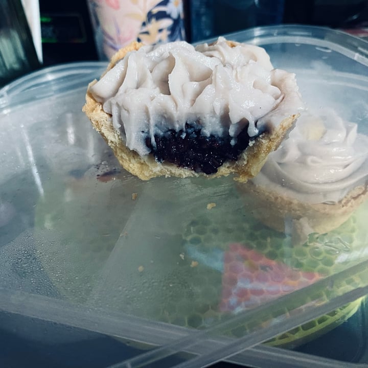 photo of Lilac Oak Pulut hitam taro tart shared by @mags21 on  30 Jul 2023 - review
