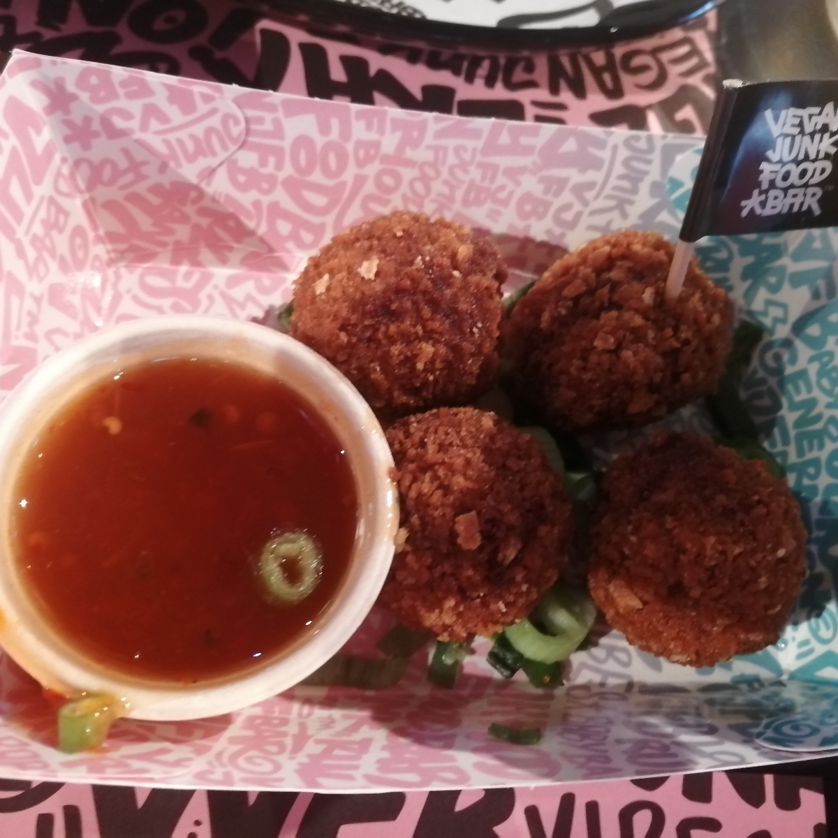 Crunchy Pnut Thai Chik'n Betterballs at Vegan Junk Food Bar - Review by ...