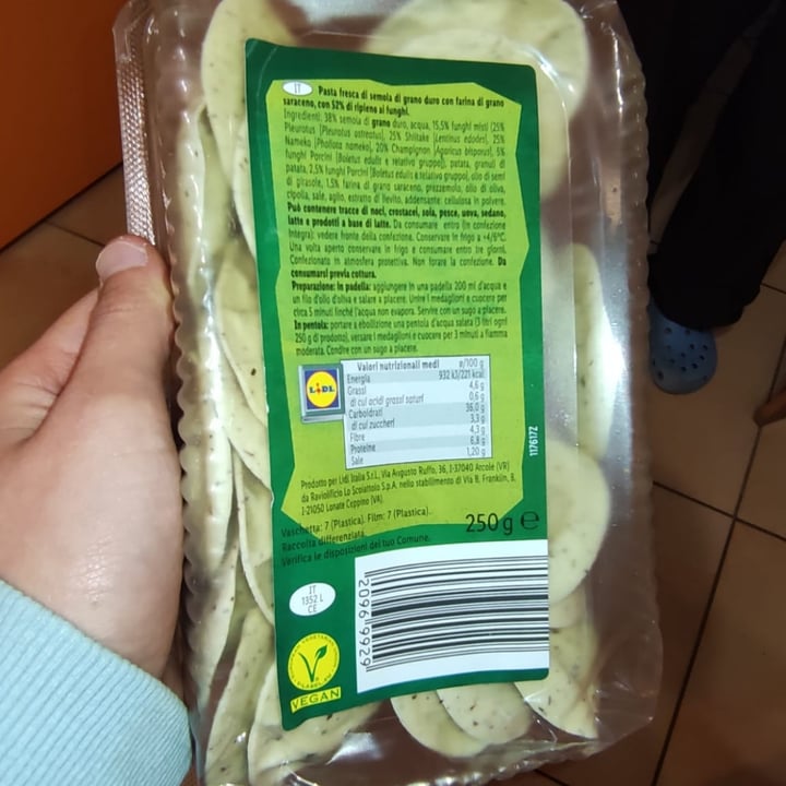 photo of Vemondo Medaglioni ai funghi shared by @letile on  09 Jan 2023 - review