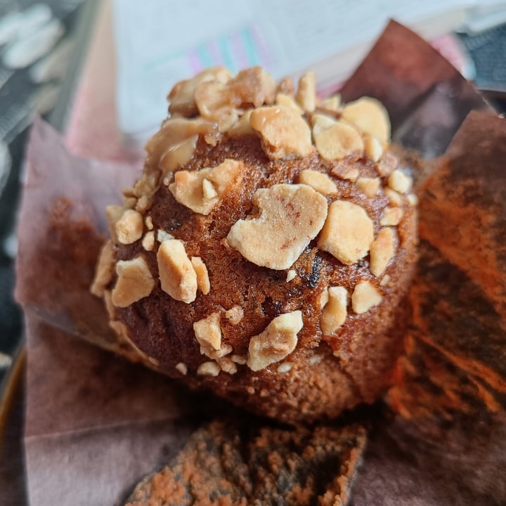 photo of Starbucks Banana Caramel Muffin shared by @vervy on  29 Jan 2023 - review