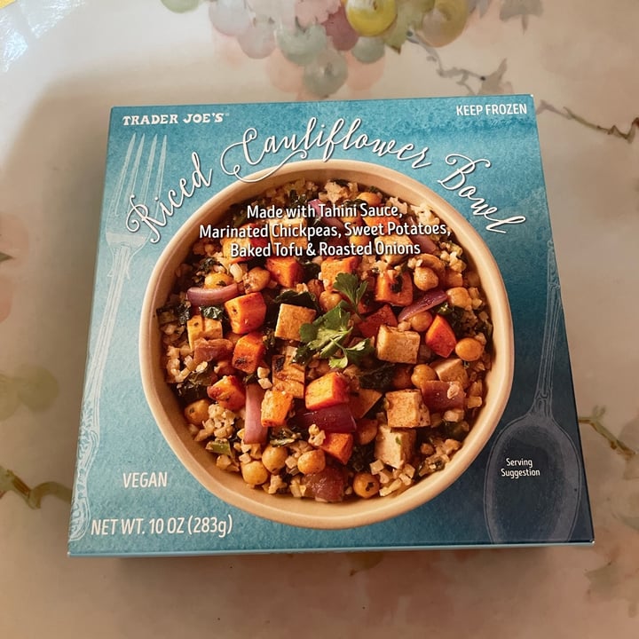 photo of Trader Joe's Riced Cauliflower Bowl shared by @paws-and-paths on  16 Jul 2023 - review