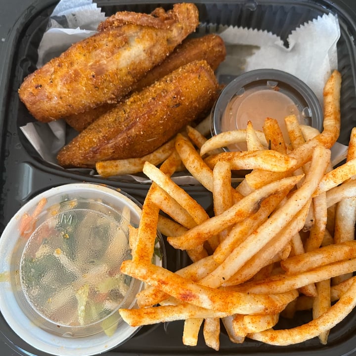 photo of Willowbeez Soulveg No Fish Fry shared by @kpeezie311 on  01 Jul 2023 - review