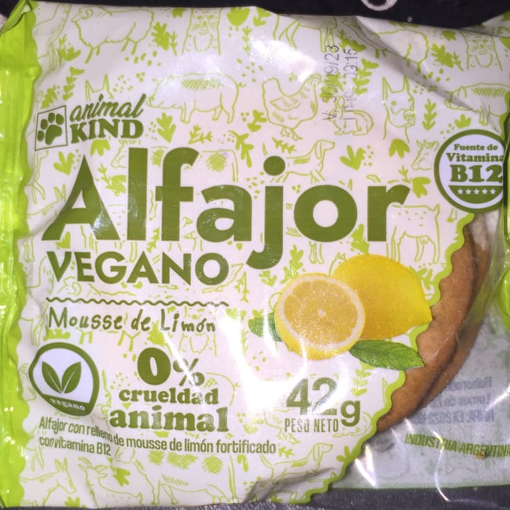 photo of Animal kind Alfajor mousse de Limon shared by @van78 on  30 May 2023 - review