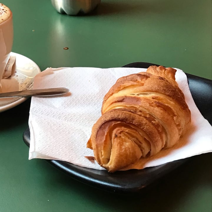 photo of Santa Vegana Croissant shared by @elenamg2000 on  19 May 2023 - review