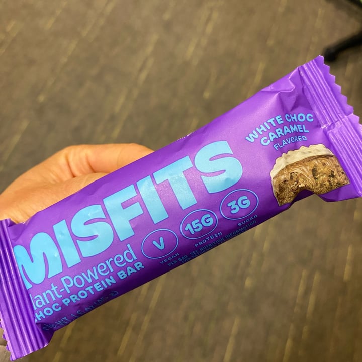 photo of Misfits white choc caramel shared by @xtal on  04 May 2023 - review