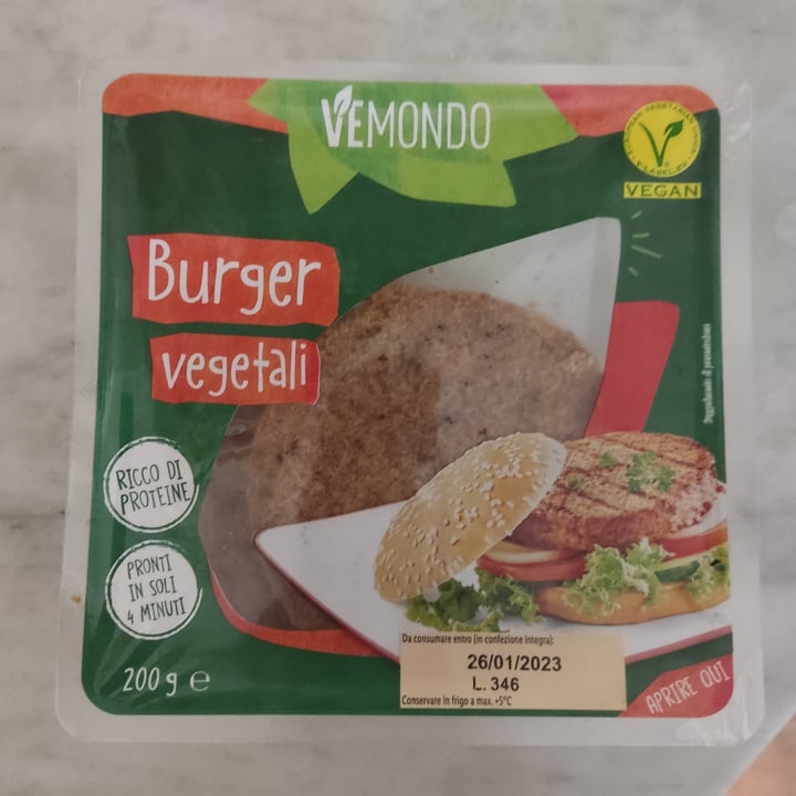 photo of Vemondo 2 Burger vegetali shared by @napolitanor on  08 Feb 2023 - review