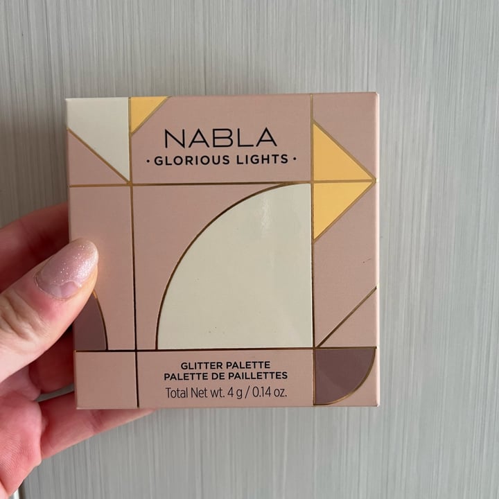 photo of Nabla Cosmetics Glorious lights palette shared by @francineveg on  24 Dec 2022 - review