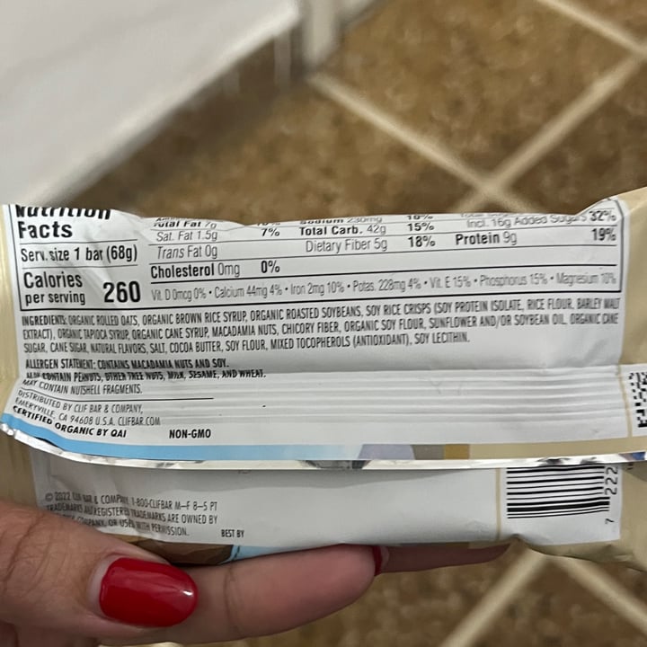 photo of Clif Bar white chocolate and macadamia nut shared by @gaby-miss-x on  15 Aug 2023 - review