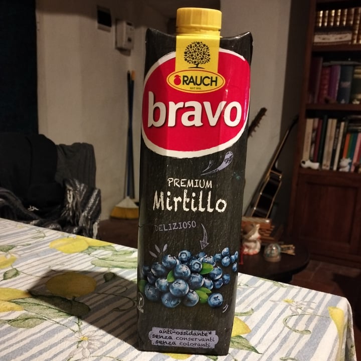 photo of Rauch Bravo Premium Mirtillo shared by @mucca on  06 Feb 2023 - review
