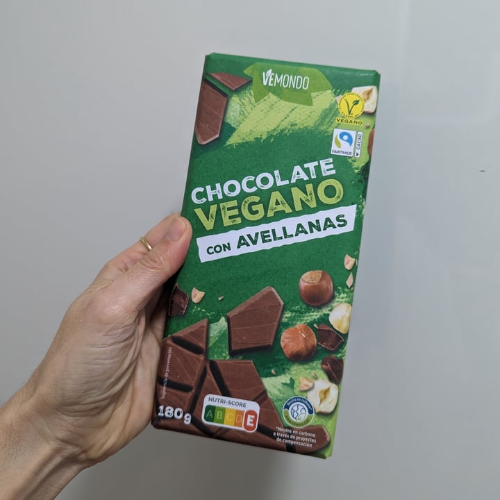 photo of Vemondo Chocolate vegano con avellanas shared by @vanessaprats on  01 Feb 2023 - review