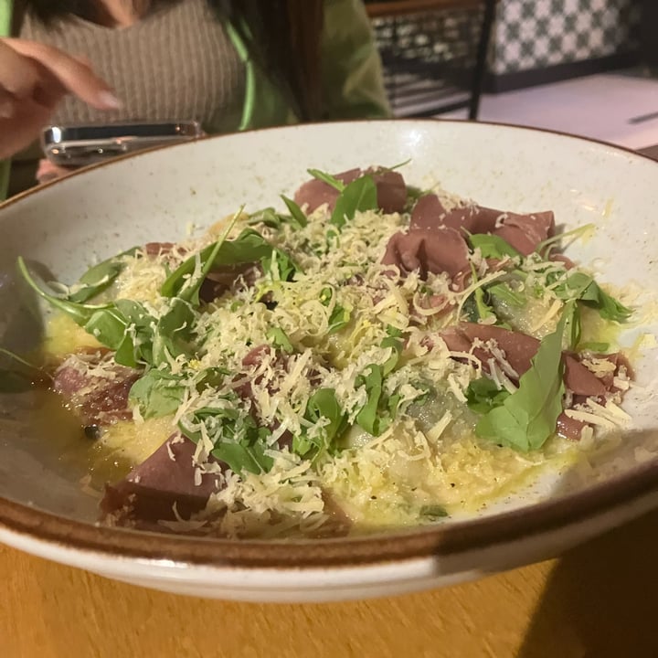 photo of Green Kitchen - Pinheiros/ restaurante e bar ravioli recheado de abobora com salvia shared by @marcelarmb on  07 Apr 2023 - review