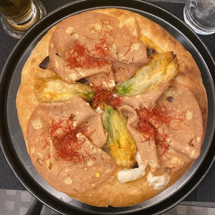 photo of Pizzeria "I Partenopei" Brescia rugiada Veg shared by @sofiacoruzzi on  16 Dec 2022 - review