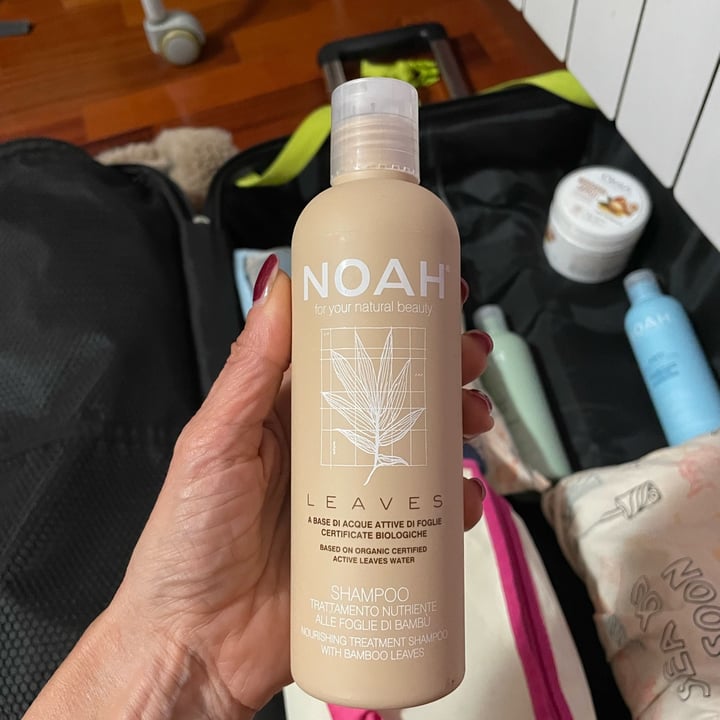 photo of NOAH Leaves balsamo idratante di foglie di edera e olio di mandorla shared by @annasab on  02 May 2023 - review