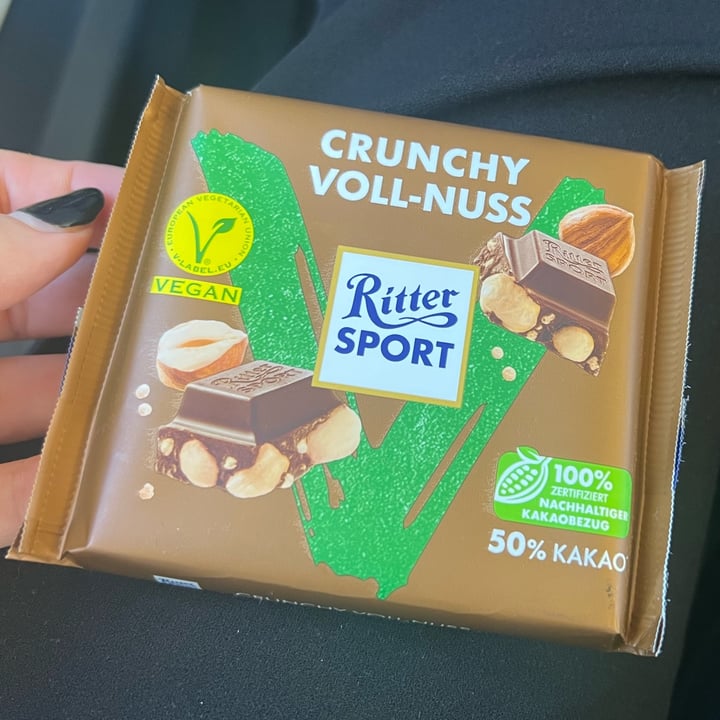 photo of Ritter Sport Crunchy Voll-Nuss shared by @pkplantbased on  16 Jan 2023 - review