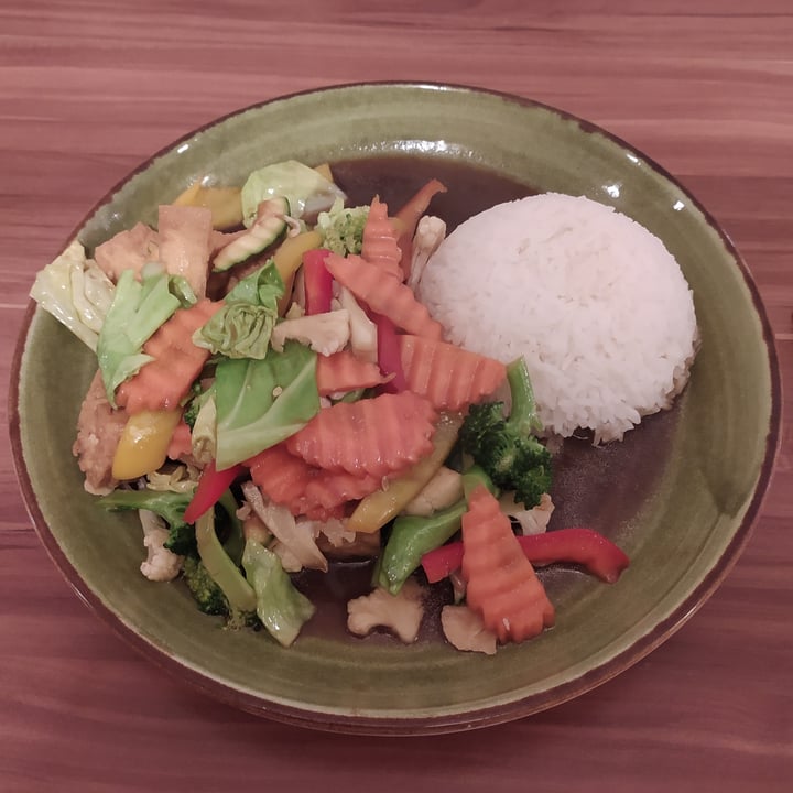 photo of Thai Food II 52A Phad Pak Ruammit Tao Hu shared by @v3ronica on  05 Mar 2023 - review