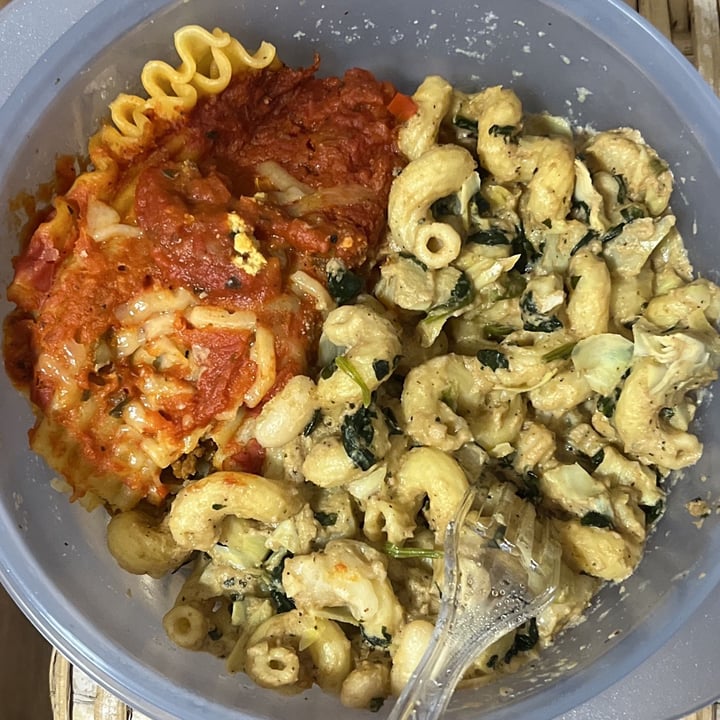 photo of Purple Carrot spinach artichoke cavatappi shared by @allcowsfeelpaingoveg on  04 Jan 2023 - review