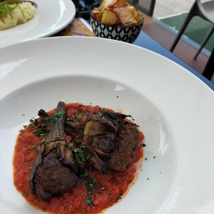 photo of Essenza Love Natural Food Carciofi alla Romana shared by @zago on  30 Jun 2023 - review
