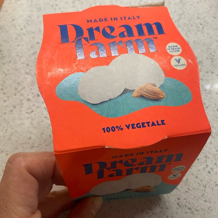 photo of Dream Farm Alternativa vegetale alla mozzarella shared by @chiaraelisabetta on  08 Jun 2023 - review