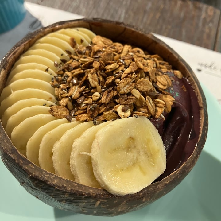 photo of PADANG Breads & Bowls açai com banana e granola shared by @marcelarmb on  07 Apr 2023 - review